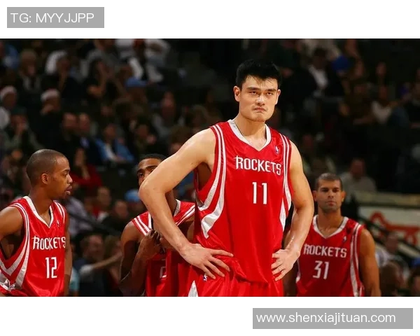 巨人姚明的传奇人生与篮球梦想的追求之路